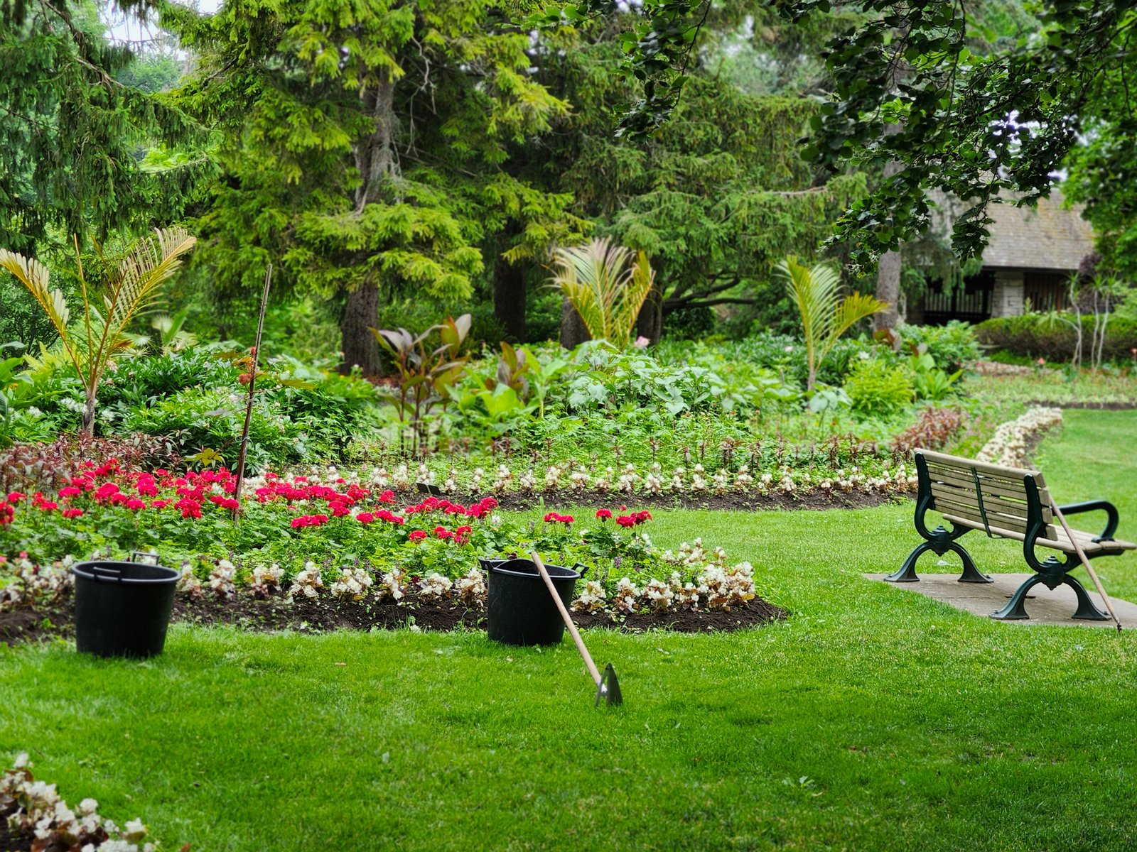 Lawn & Garden Maintenance